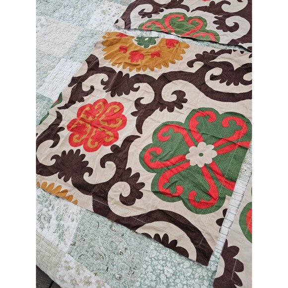 Crate & Barrel Bukhara Napkins (Set of 4) 20" x 20" - Picture 7 of 9